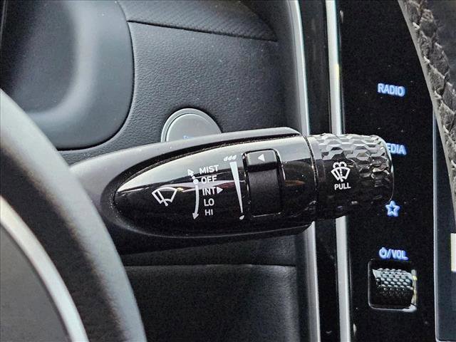 Used 2022 Hyundai Santa Cruz SEL Premium image 24