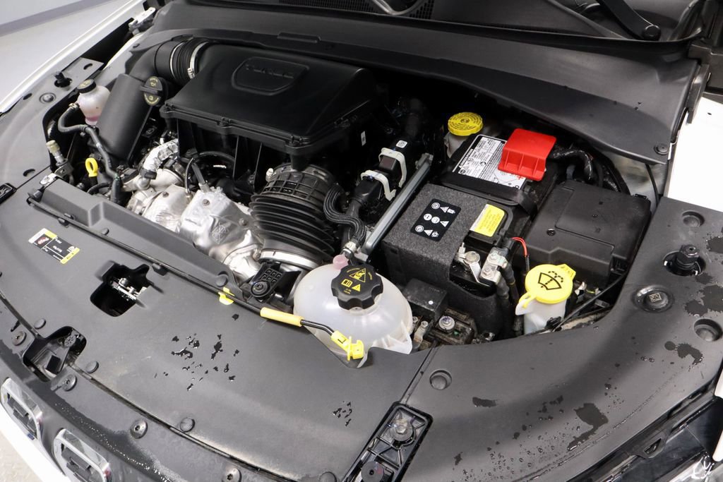 Used 2025 Jeep Compass Latitude image 17