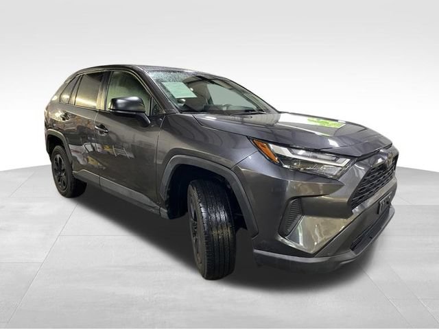 Used 2024 Toyota RAV4 LE AWD/4WD image 9