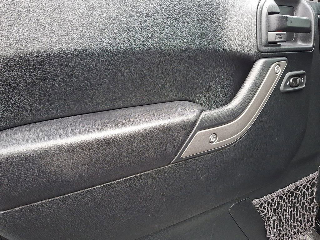 Used 2017 Jeep Wrangler Unlimited Sport w/ Quick Order Package 23S image 12