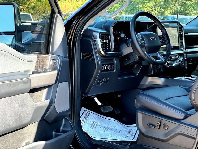 Certified 2025 Ford F250 Lariat w/ Lariat Ultimate Package AWD/4WD image 9