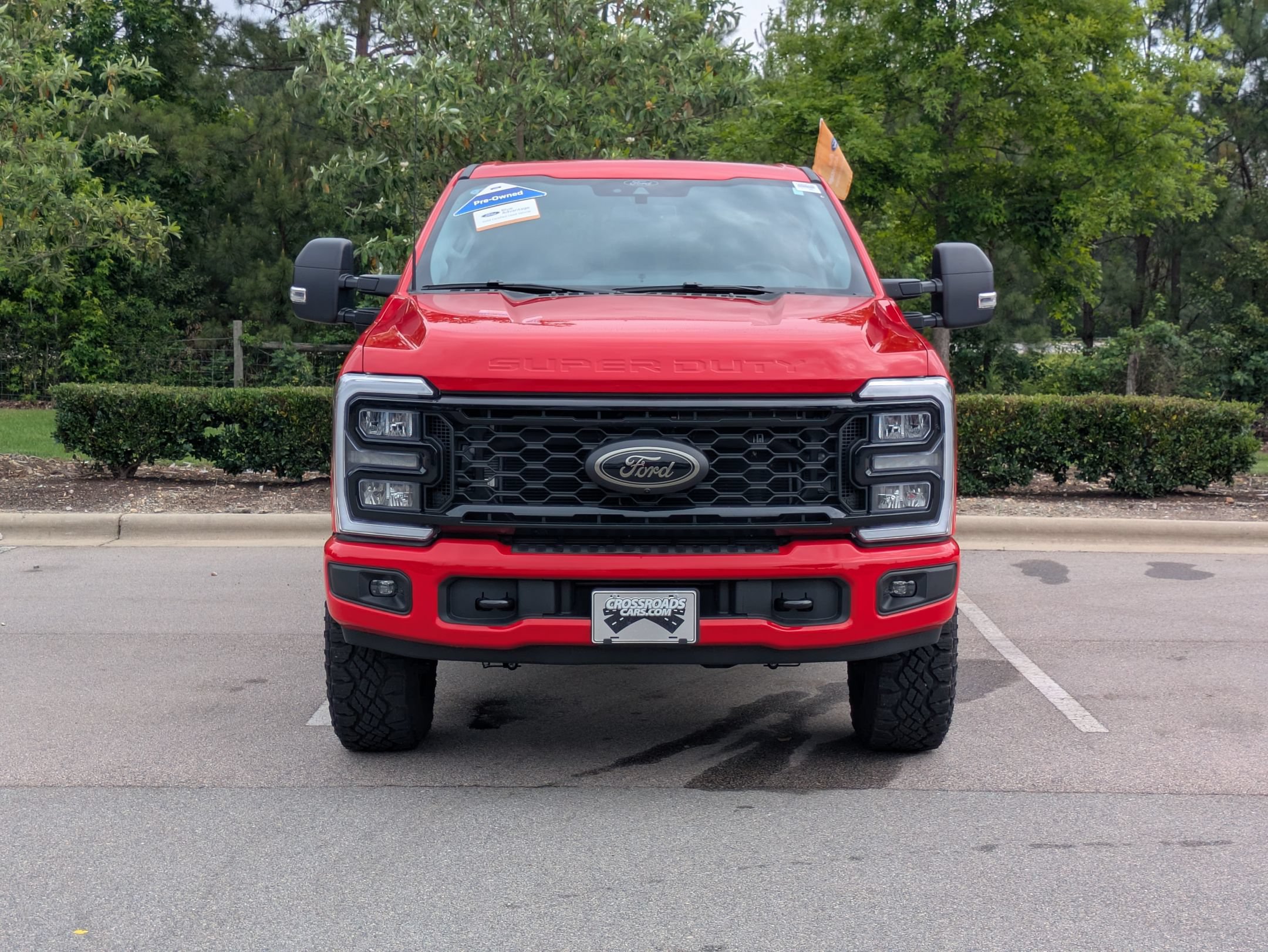 Certified 2025 Ford F250 XLT w/ Black Appearance Package AWD/4WD image 9