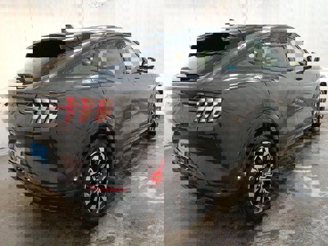 Certified 2022 Ford Mustang Mach-E Premium image 4