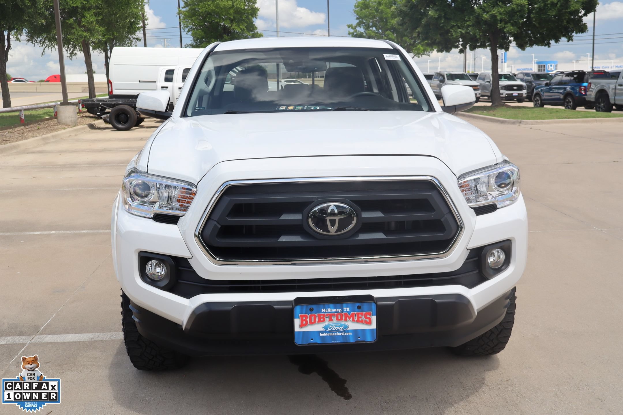 Used 2023 Toyota Tacoma SR5 RWD image 9