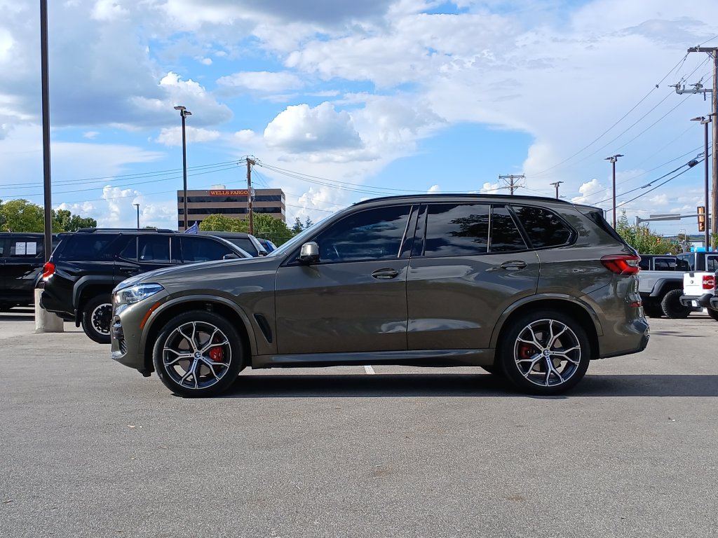 Used 2022 BMW X5 sDrive40i w/ M Sport Package RWD image 6