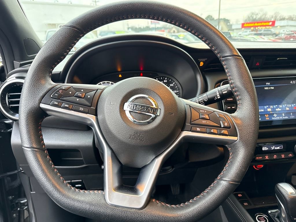 Used 2021 Nissan Kicks SR image 10