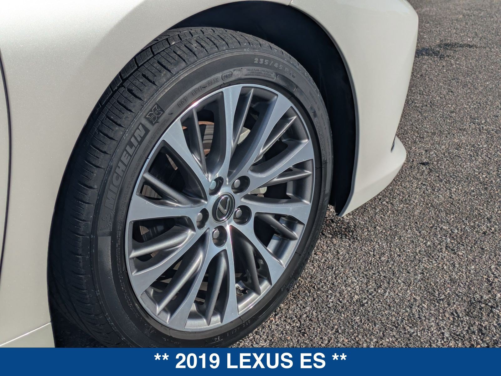 Used 2019 Lexus ES 350 w/ Premium Package FWD image 13