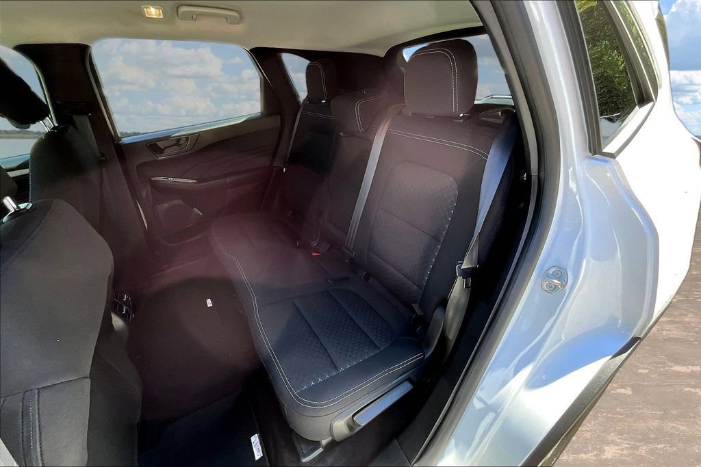 Certified 2023 Ford Escape Active AWD/4WD image 24