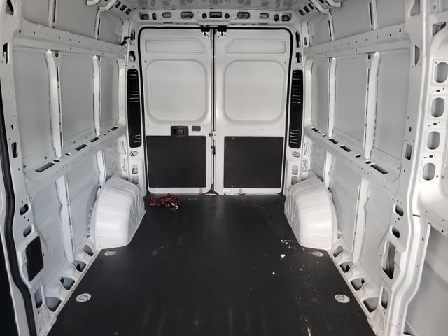 Used 2025 RAM ProMaster 2500 w/ Convenience Group FWD image 22