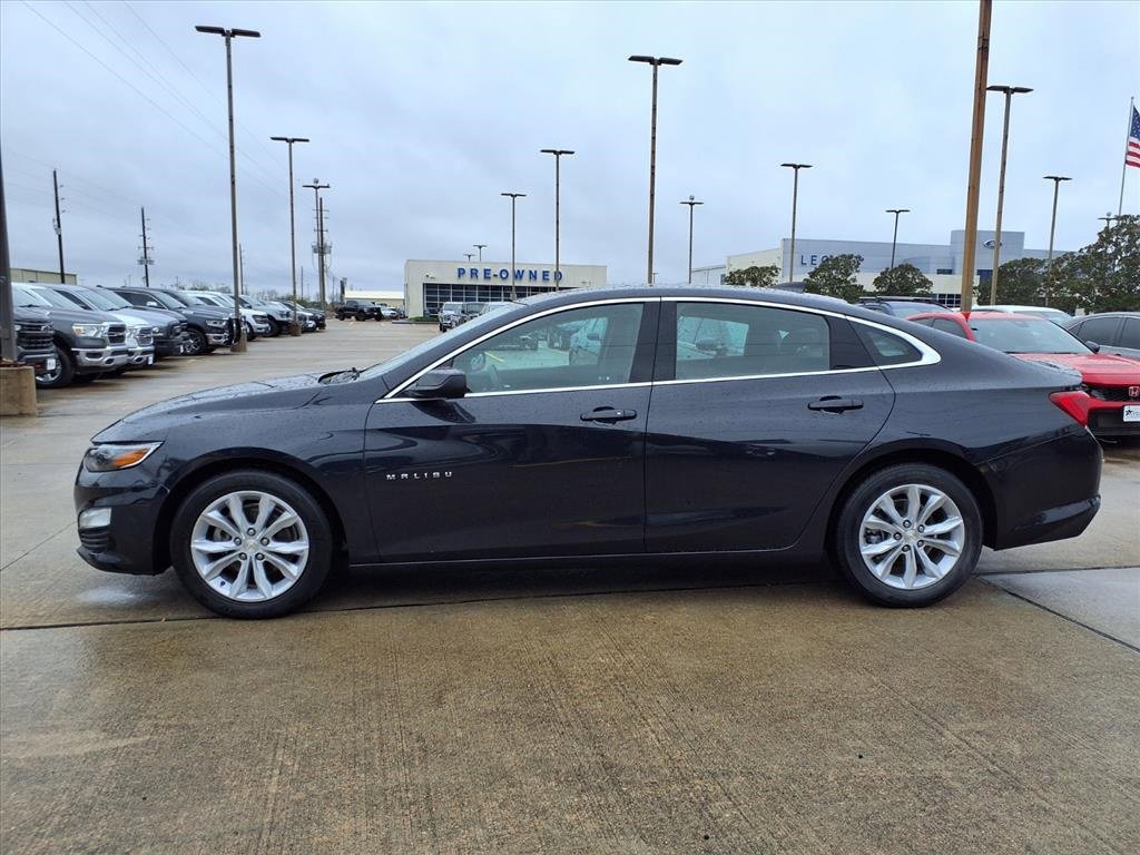 Used 2023 Chevrolet Malibu LT image 3