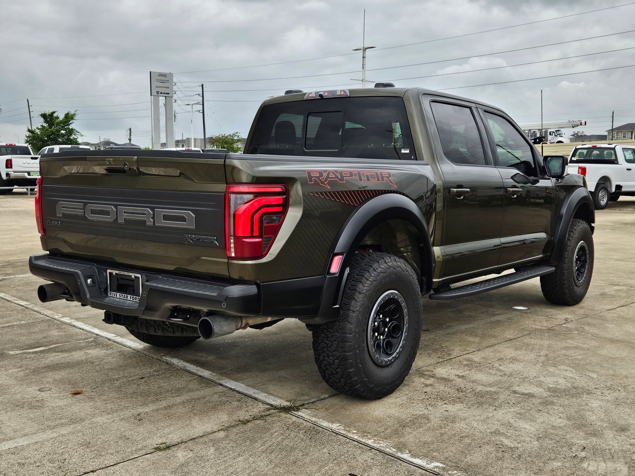 Certified 2025 Ford F150 Raptor AWD/4WD image 3