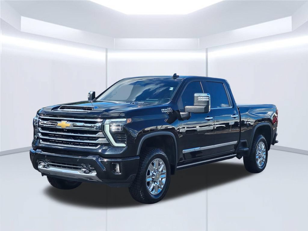 Used 2024 Chevrolet Silverado 2500 High Country w/ High Country Premium Package AWD/4WD image 2