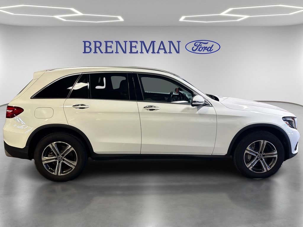 Used 2019 Mercedes-Benz GLC 300 4MATIC image 8