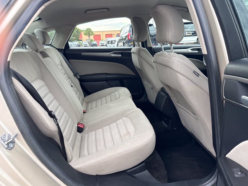 Certified 2018 Ford Fusion S FWD image 22