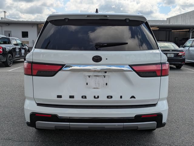 Used 2024 Toyota Sequoia Limited w/ Tow Technology Package AWD/4WD image 4