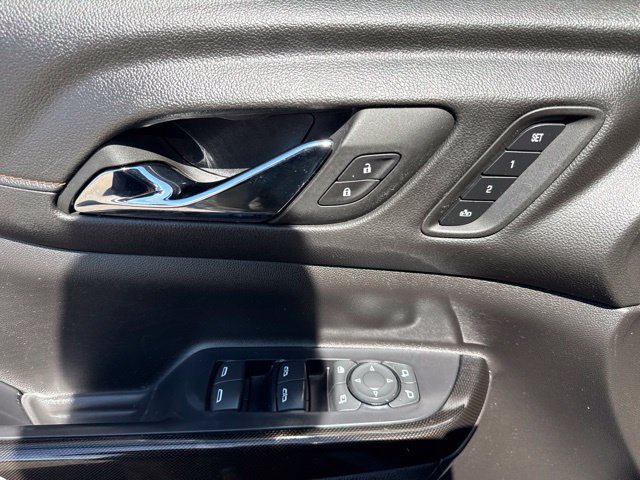 Used 2022 GMC Acadia AT4 w/ Preferred Package AWD/4WD image 16