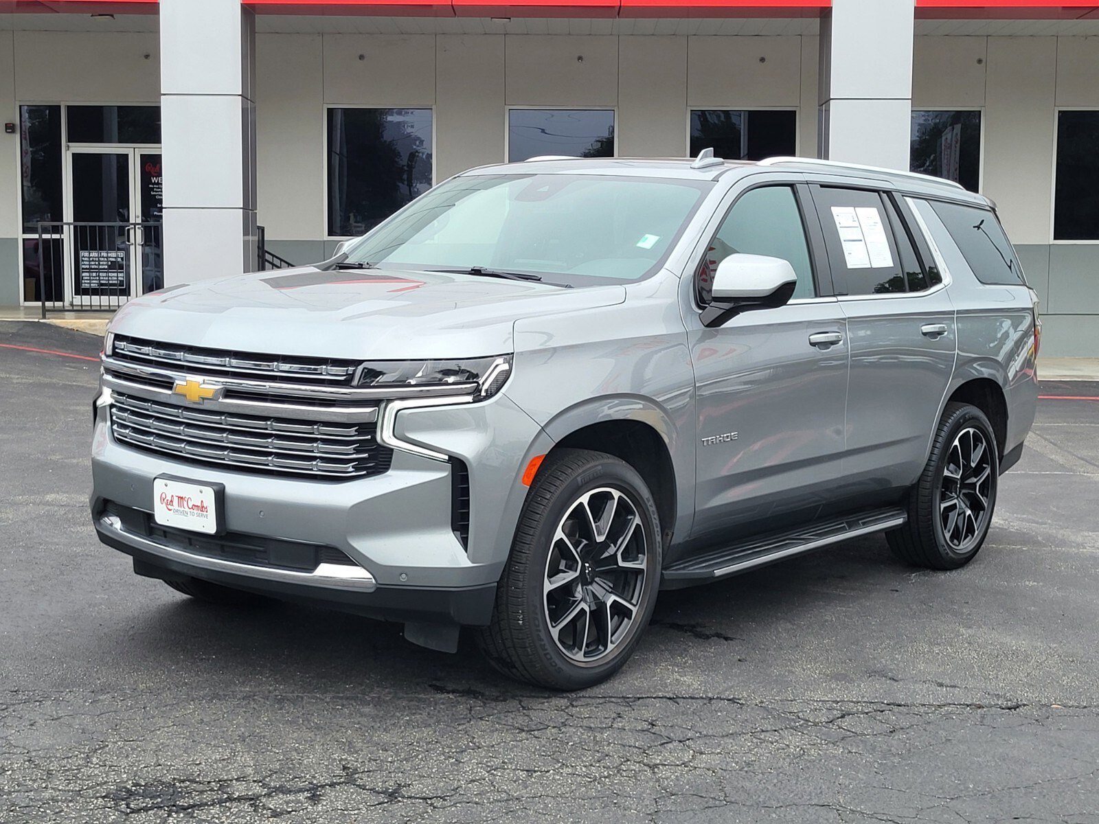 Used 2024 Chevrolet Tahoe LT AWD/4WD image 8