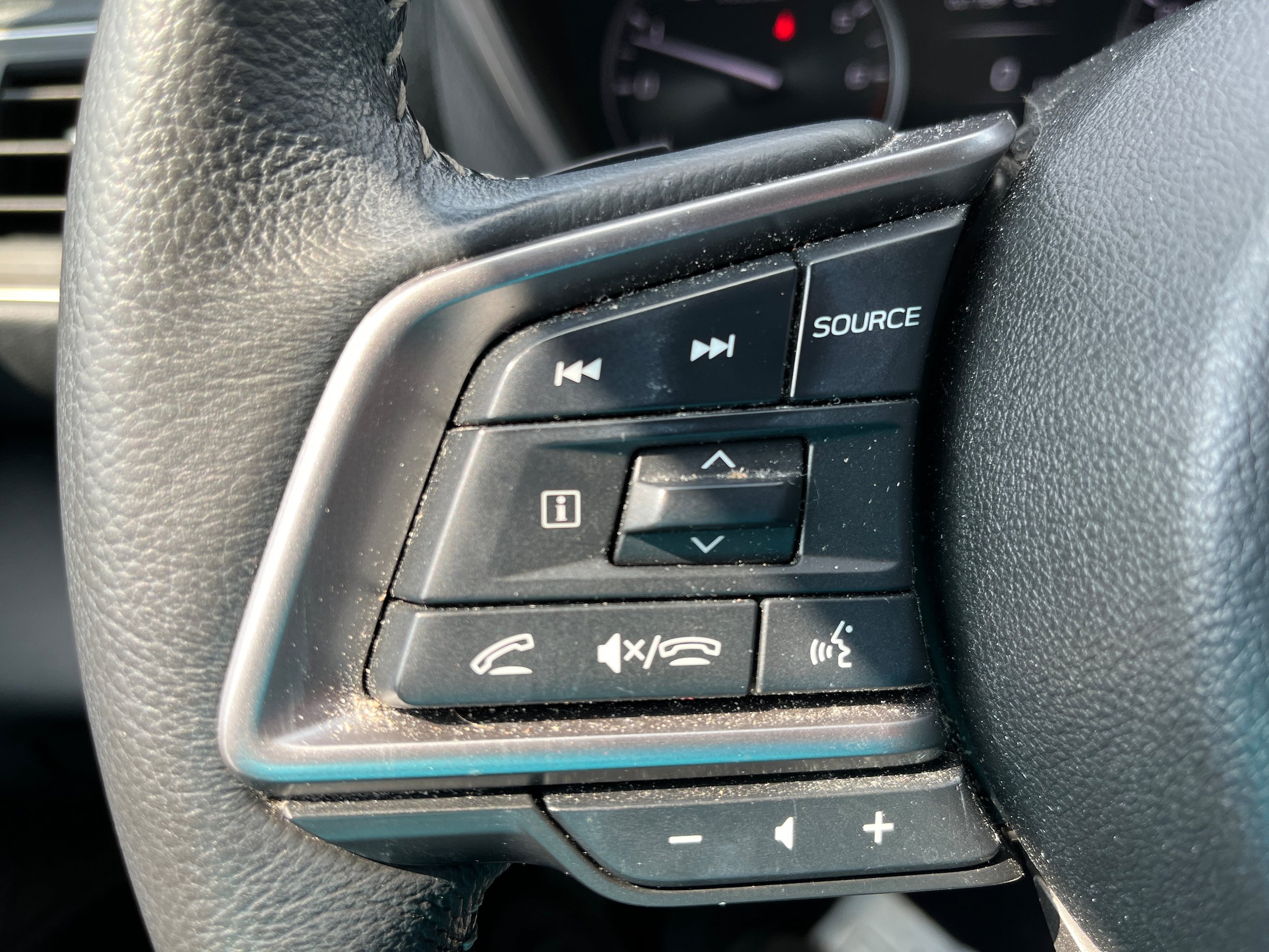 Used 2024 Subaru Ascent Limited AWD/4WD image 22