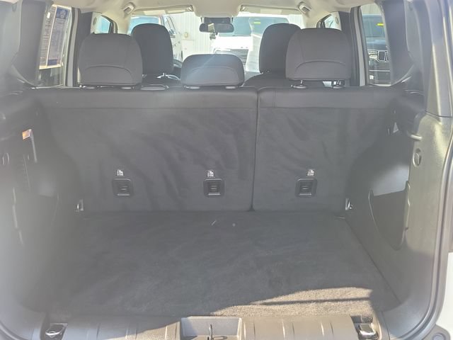 Used 2023 Jeep Renegade Altitude AWD/4WD image 28