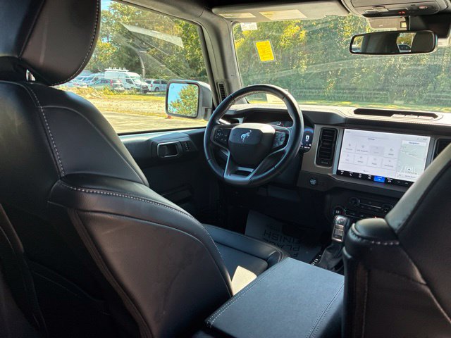 Certified 2025 Ford Bronco Outer Banks w/ Black Appearance Package AWD/4WD image 26