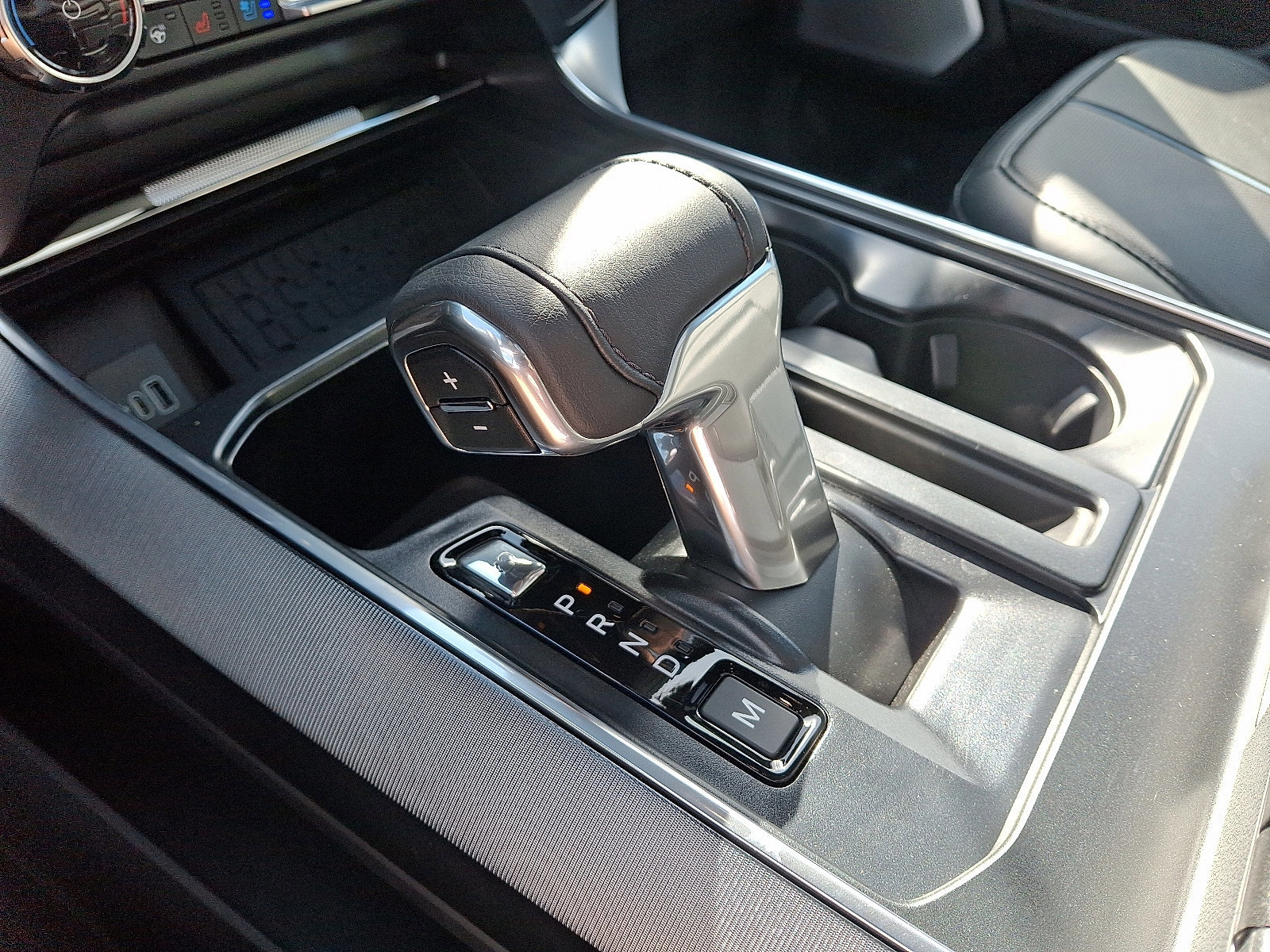 Certified 2025 Ford F150 Platinum w/ Equipment Group 702A High image 22