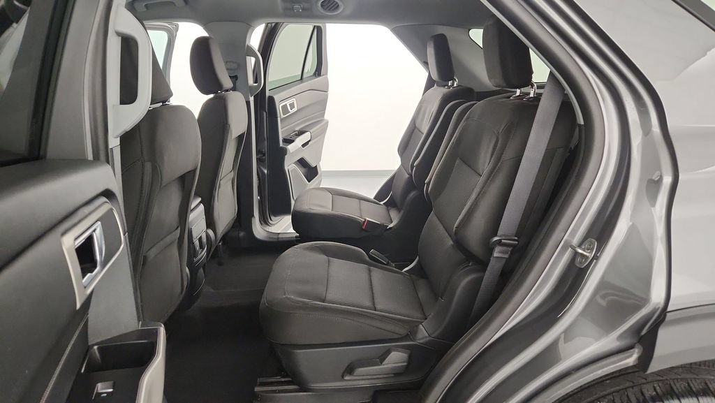 Certified 2024 Ford Explorer XLT AWD/4WD image 29