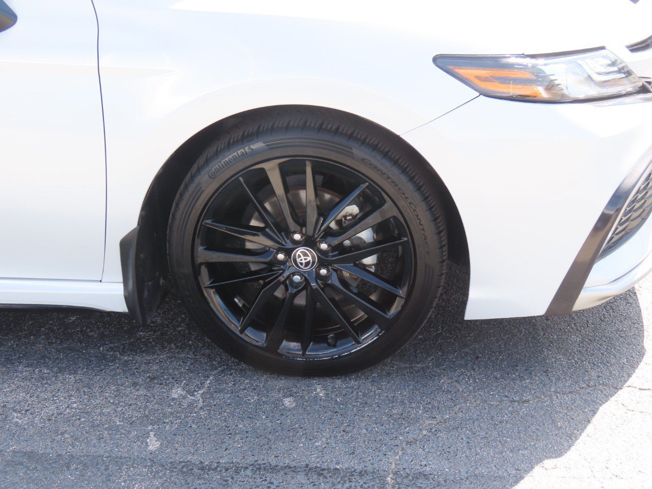 Used 2024 Toyota Camry XSE FWD image 7