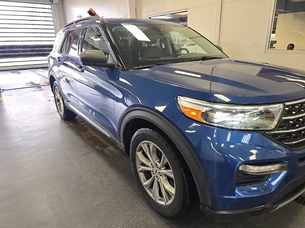 Certified 2021 Ford Explorer XLT w/ Equipment Group 202A