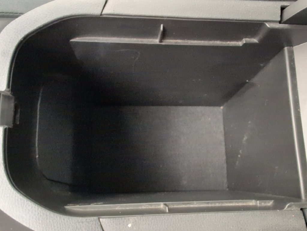 Used 2020 Toyota RAV4 LE FWD image 40