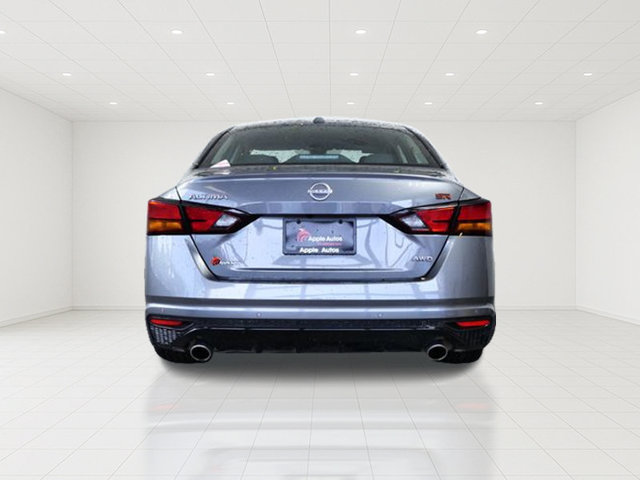 Used 2025 Nissan Altima 2.5 SR AWD/4WD image 5