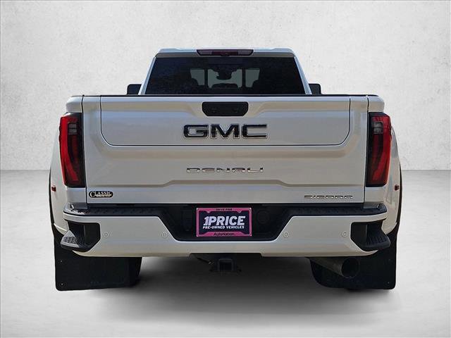 Used 2024 GMC Sierra 3500 Denali Ultimate image 4