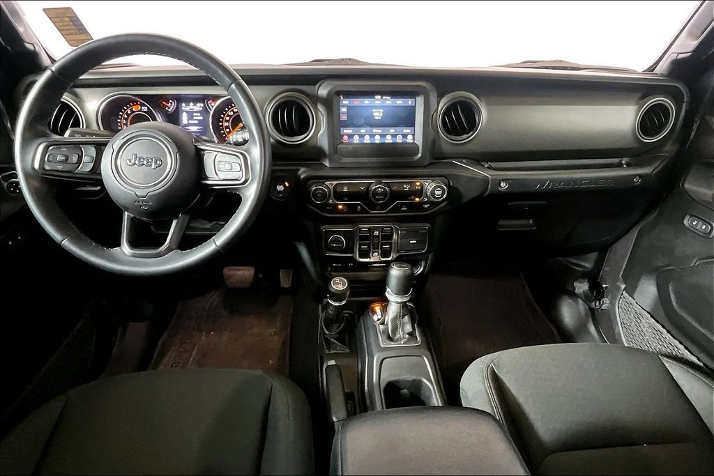 Used 2022 Jeep Wrangler Unlimited Sport AWD/4WD image 11