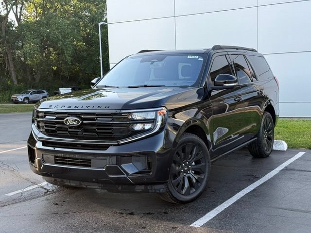 Certified 2025 Ford Expedition Platinum w/ Stealth Appearance Package AWD/4WD image 2