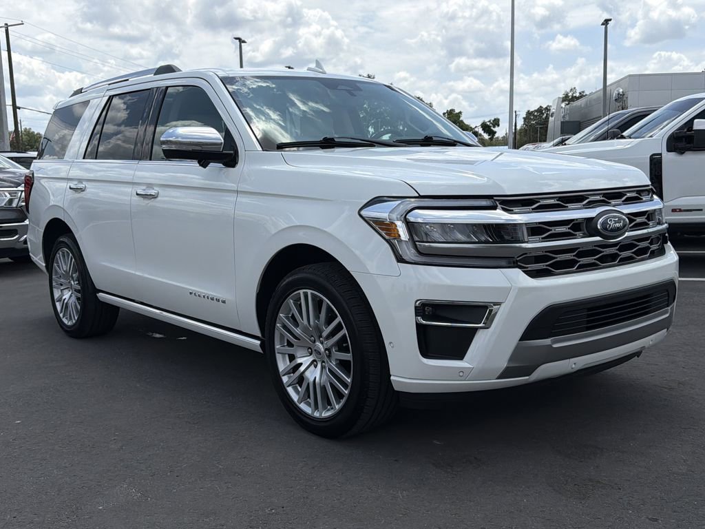 Certified 2024 Ford Expedition Platinum RWD image 2