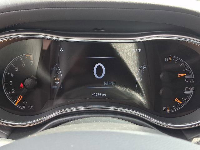 Used 2019 Jeep Grand Cherokee Overland image 21