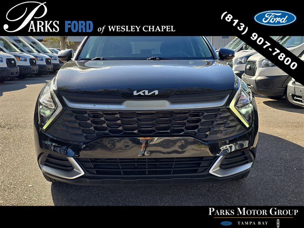 Used 2023 Kia Sportage LX image 6