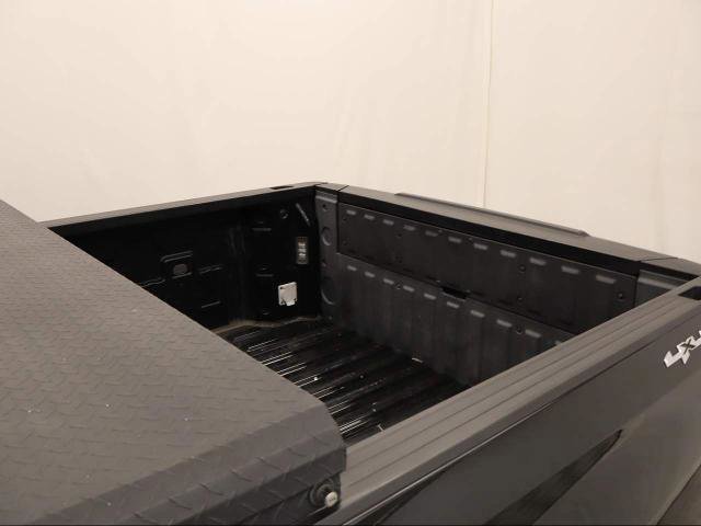 Used 2022 GMC Sierra 1500 Elevation image 28