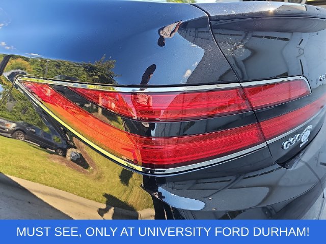 Used 2020 Genesis G90 3.3T Premium RWD image 33
