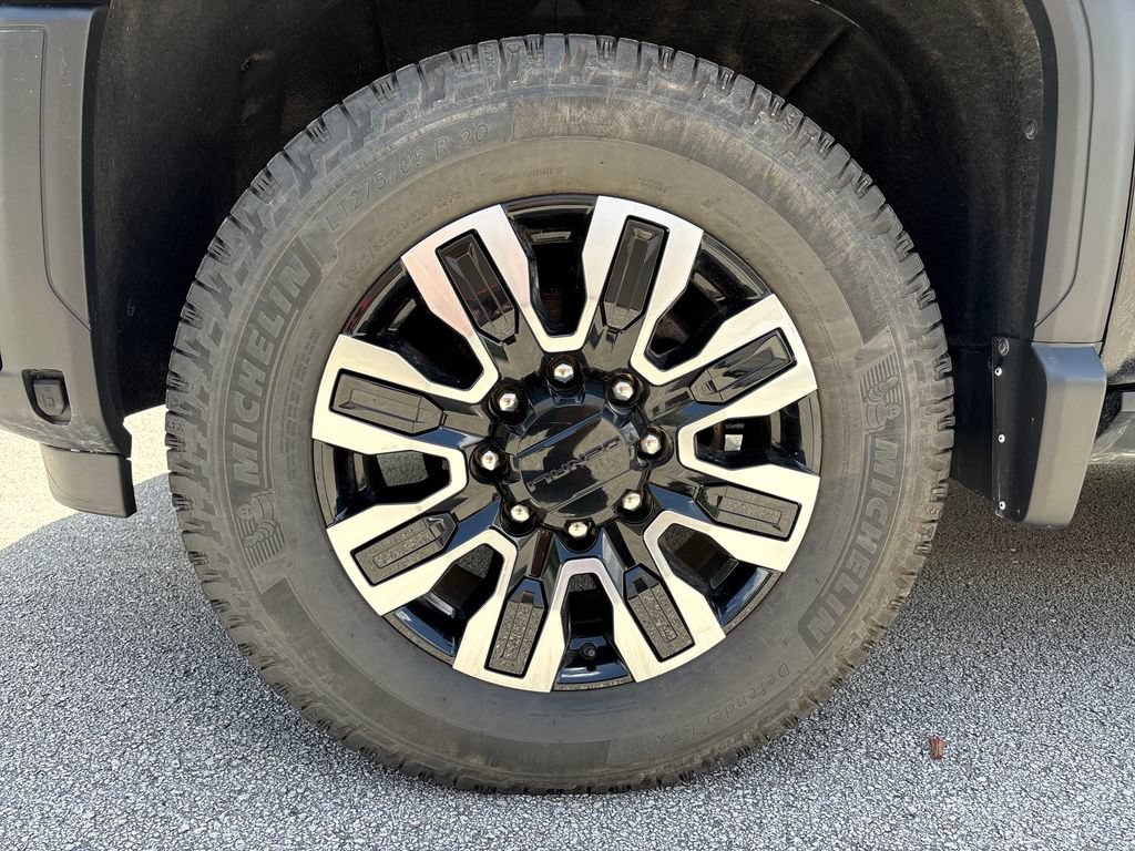 Used 2024 GMC Sierra 2500 Denali Ultimate AWD/4WD image 14