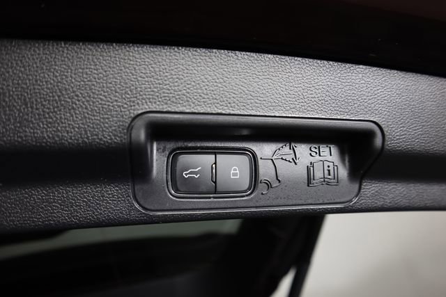 Certified 2022 Ford Explorer XLT w/ Equipment Group 202A image 58