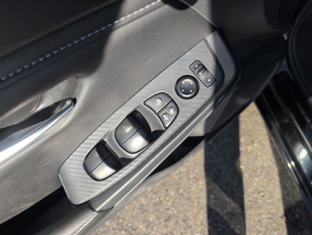 Used 2025 Nissan Sentra SV FWD image 19