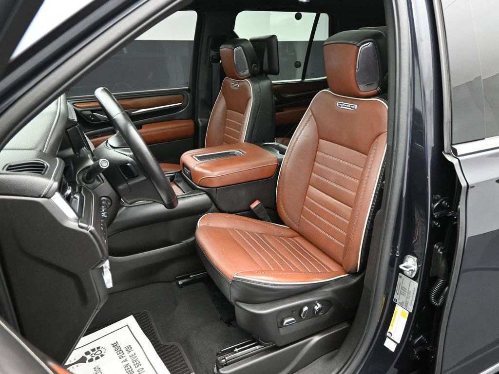 Used 2023 GMC Yukon Denali Ultimate image 38