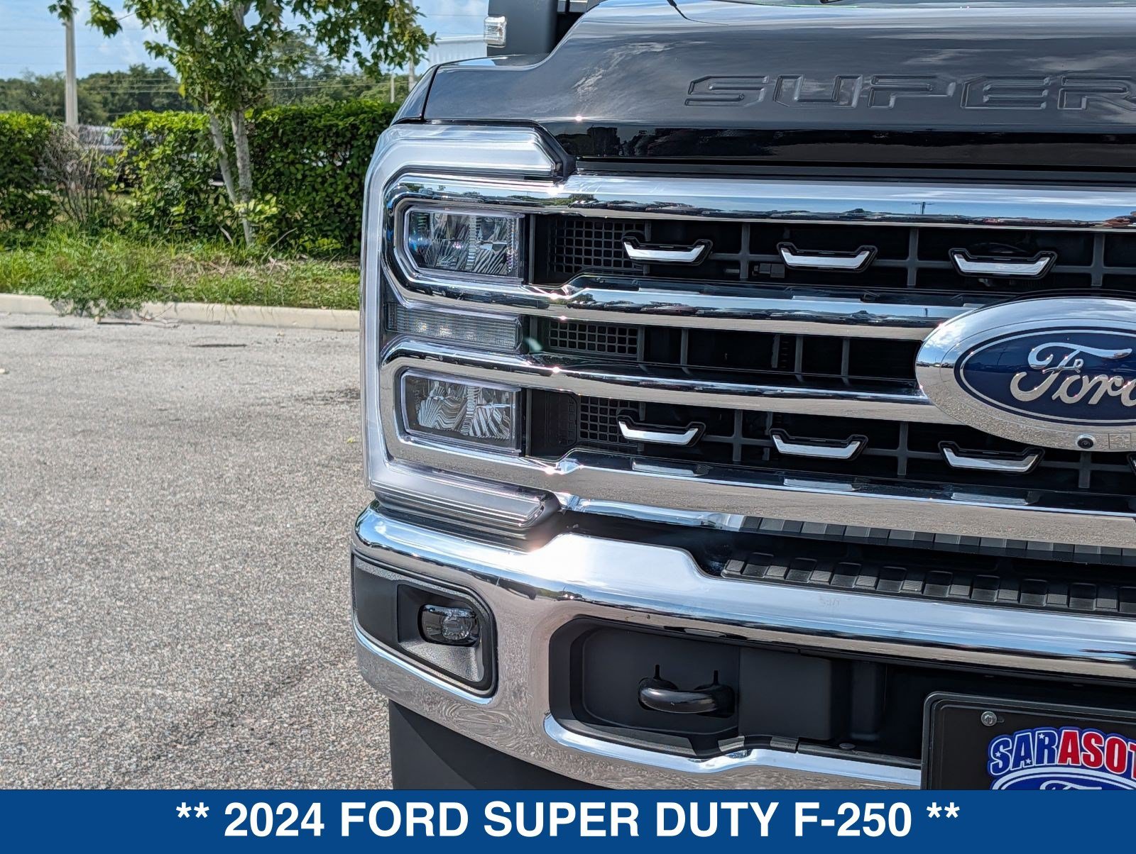 Certified 2024 Ford F250 Lariat w/ FX4 Off-Road Package AWD/4WD image 10
