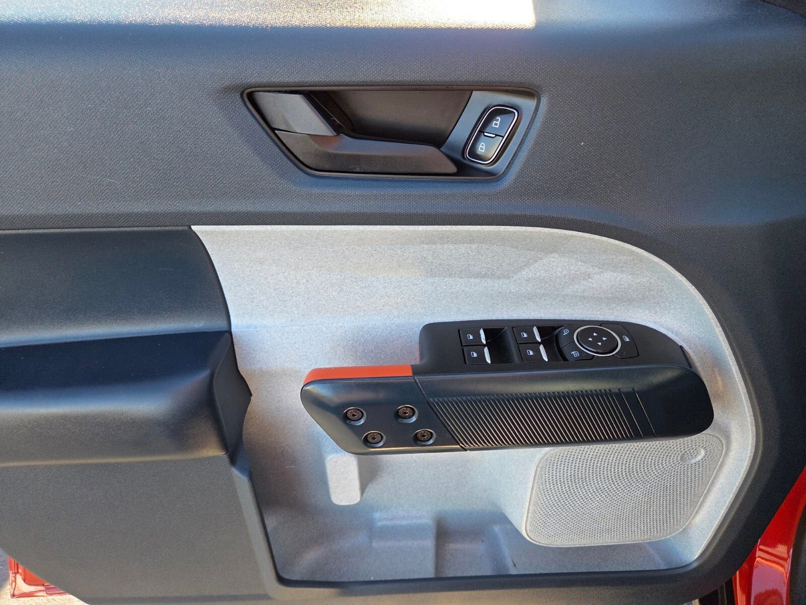 Certified 2024 Ford Maverick XLT image 17