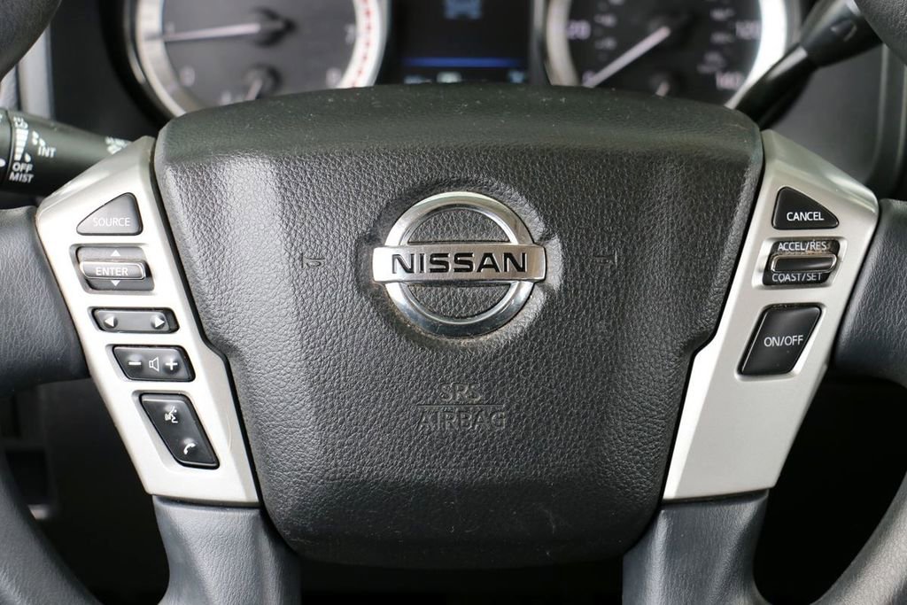 Used 2019 Nissan Titan SV AWD/4WD image 24