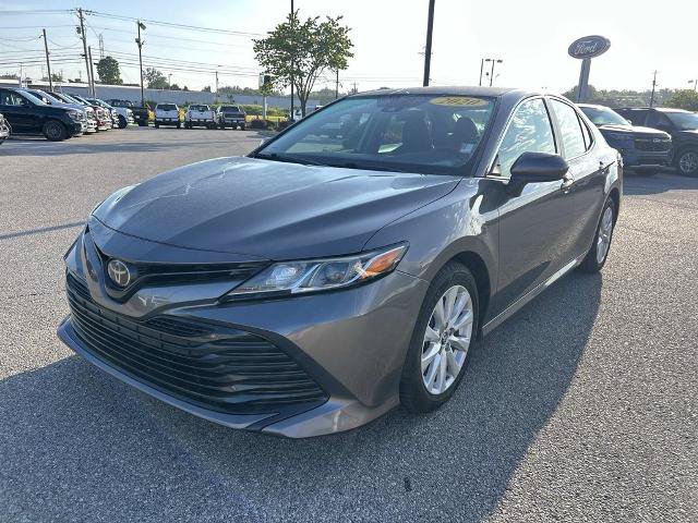 Used 2020 Toyota Camry LE FWD image 8