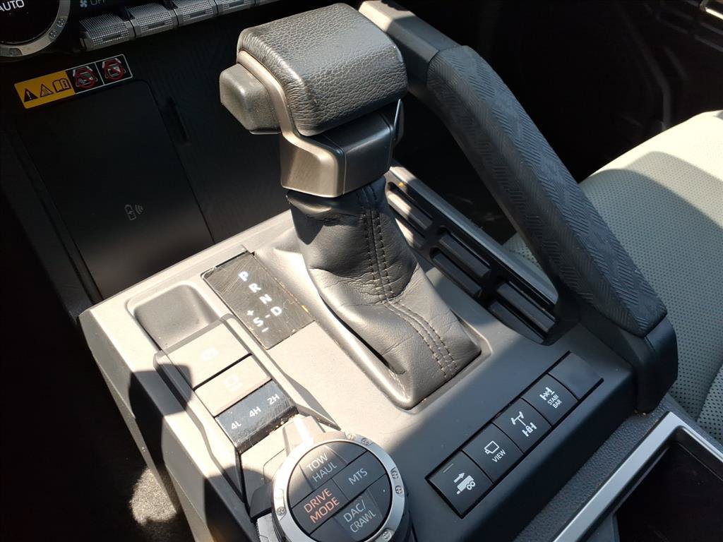 Used 2024 Toyota Tacoma 4x4 Double Cab Hybrid image 16