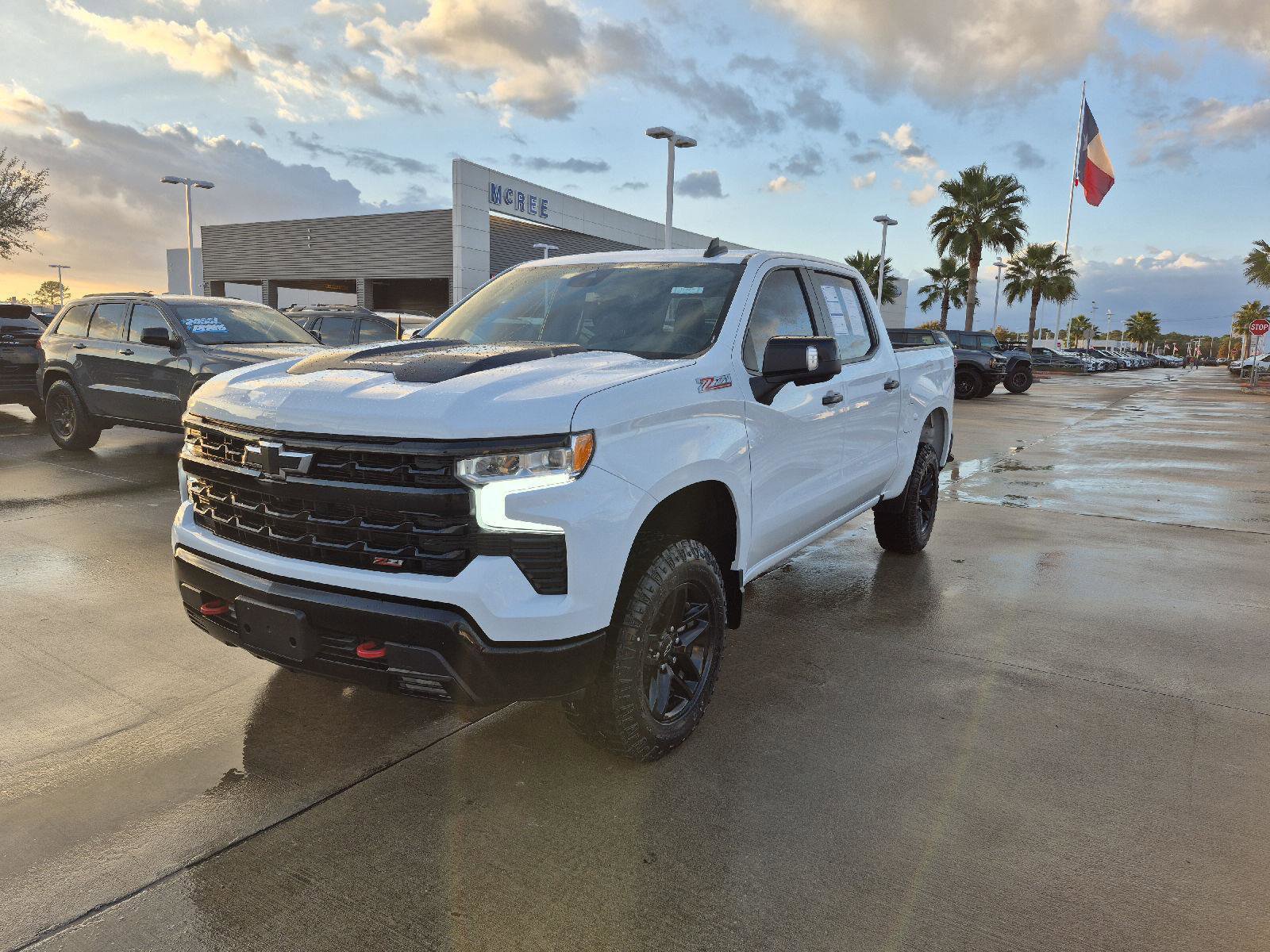 Used 2022 Chevrolet Silverado 1500 LT Trail Boss w/ Convenience Package II