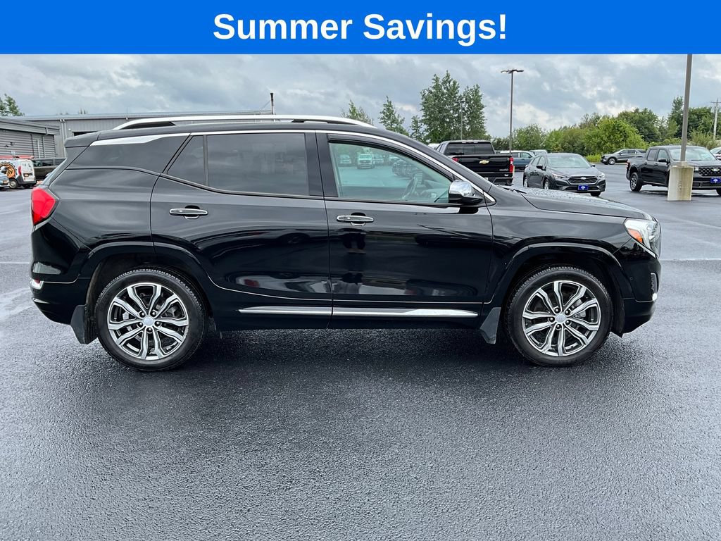 Used 2018 GMC Terrain Denali w/ Advanced Safety Package AWD/4WD image 8