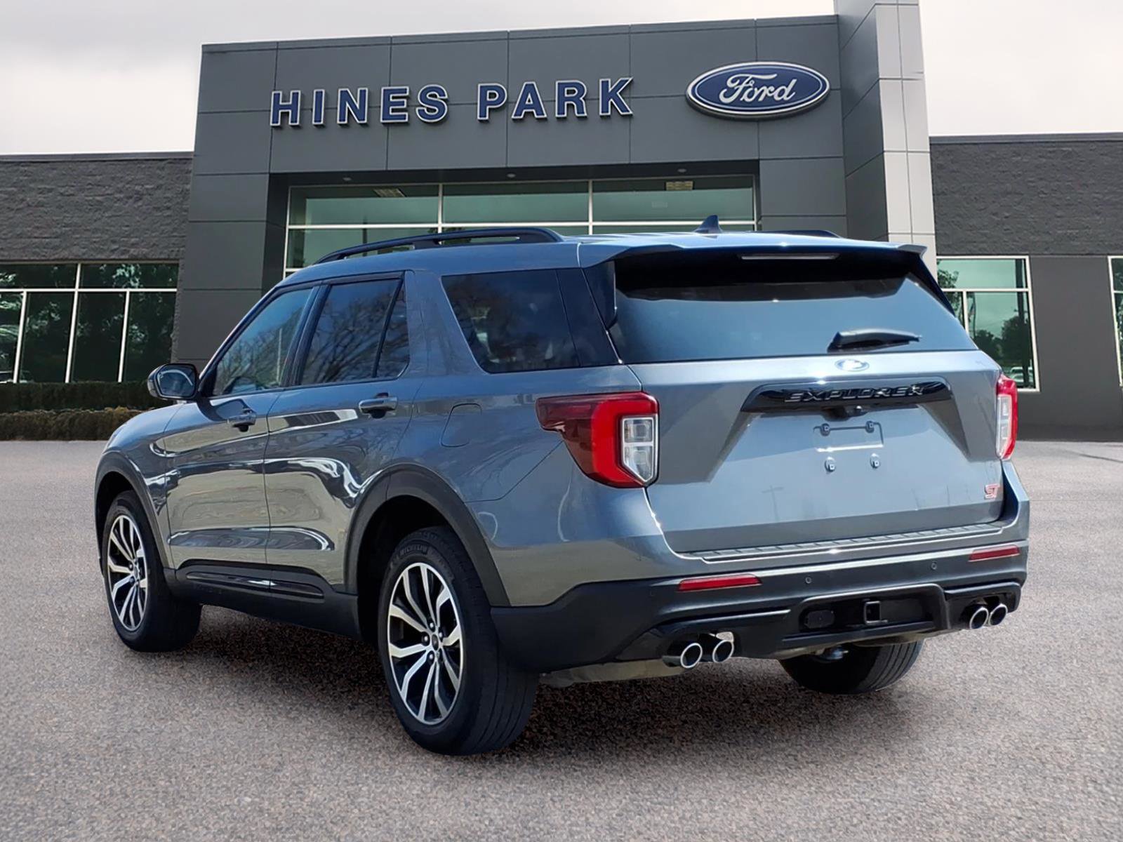Certified 2023 Ford Explorer ST AWD/4WD image 5
